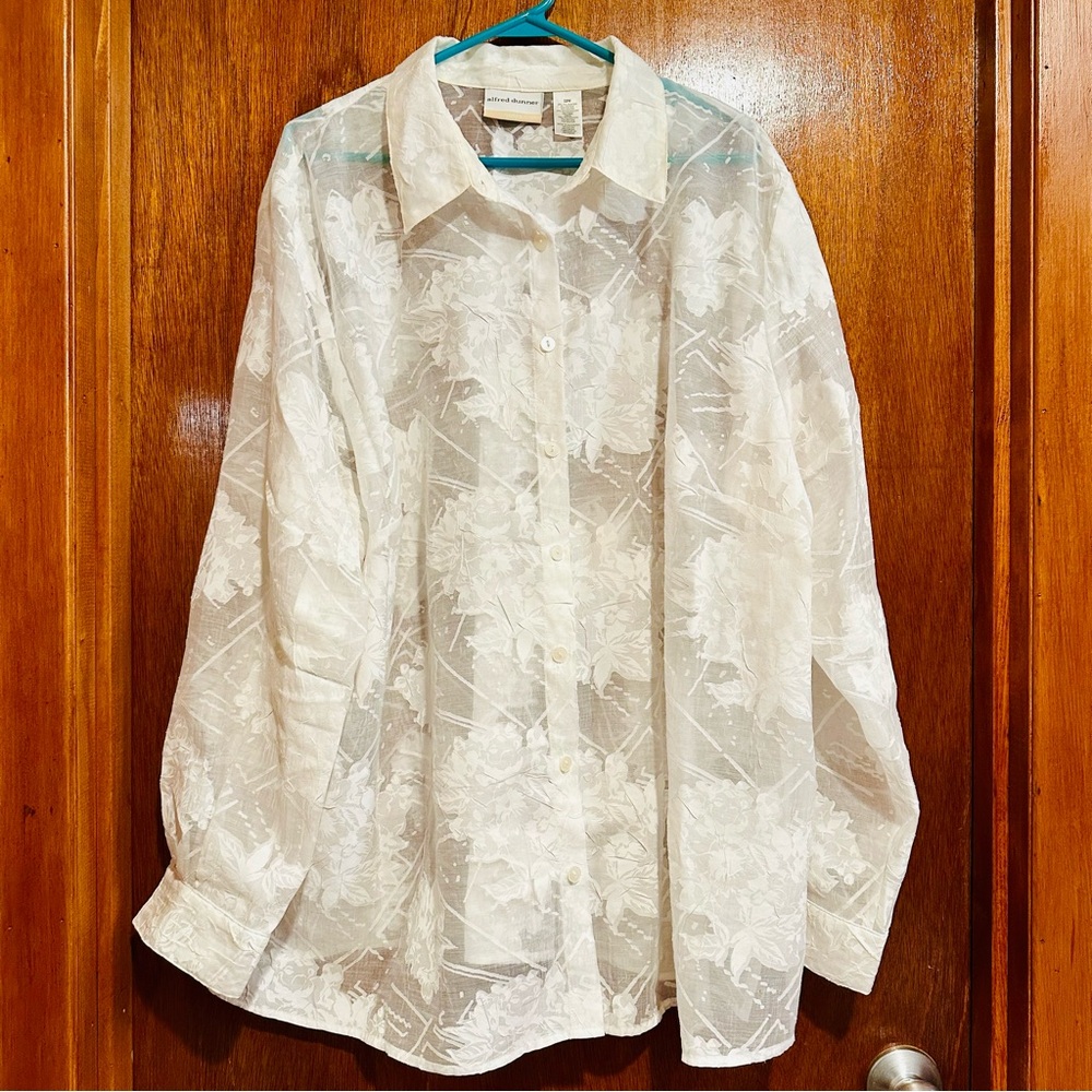 Alfred Dunner Womens Shirt Top Blouse Size 22W Sheer White Floral Textured Flowy